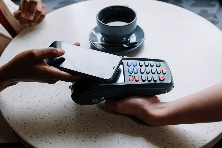 How Fintech Tools Are Empowering Financial Decision-Making Empowering Financial